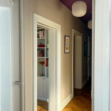 Apartment Altan Og Charme Fra 1800-tallet Ved Soerne Kopenhagen