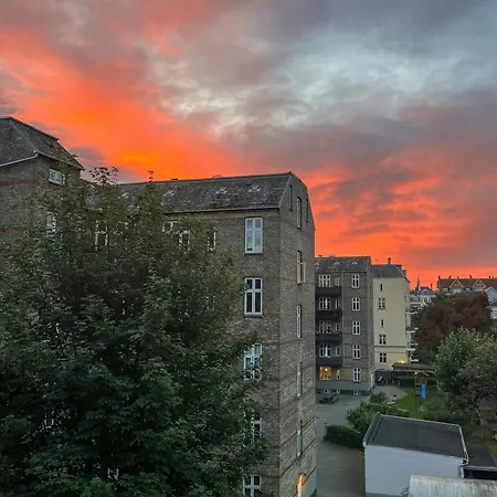 Apartment Altan Og Charme Fra 1800-tallet Ved Soerne Kopenhagen